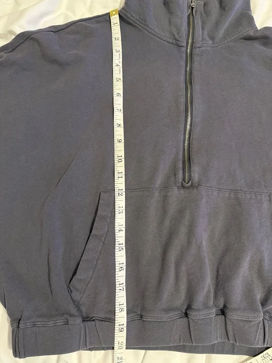 *Flawed* Vuori Sweater - Picture 8 of 12